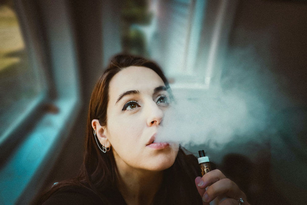 Can vaping hurt your teeth and gums?
